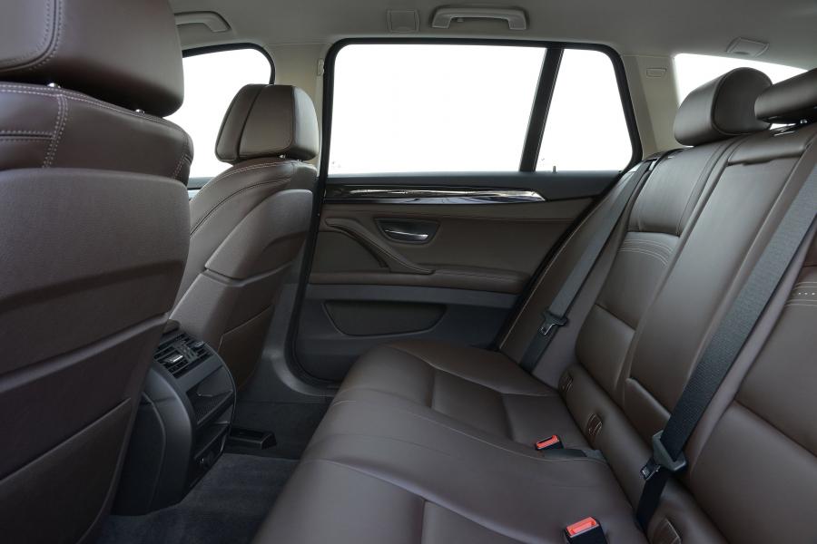  BMW 520d Touring 2014 года  (фото 44 из 46)